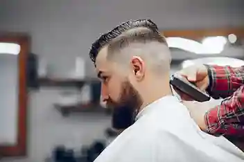 Services professionnels de coupe et d'entretien de cheveux